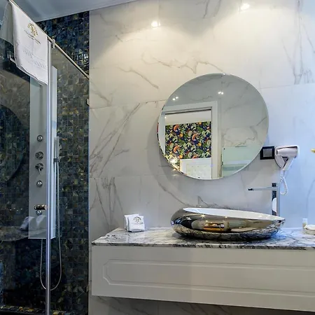 Mariazinha Charming ポルティマン