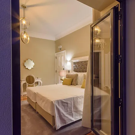 Mariazinha Charming 2*